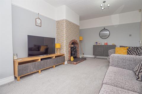 214 Birches Head Road, Stoke-on-trent, ST1 6NA
