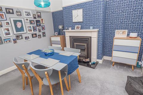 214 Birches Head Road, Stoke-on-trent, ST1 6NA