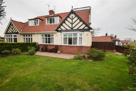 3 bedroom bungalow for sale, Audley Gardens, Tunstall