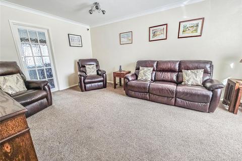 7 Sims Close, Romford, RM1 3QT