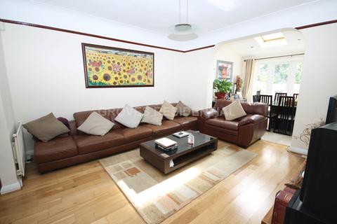 11 Onslow Road, New Malden, KT3 4AR