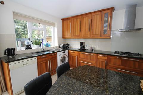 11 Onslow Road, New Malden, KT3 4AR