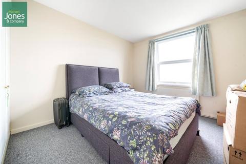 2 bedroom flat to rent, Brighton Road, Lancing, West Sussex, BN15