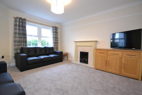 1 bedroom in a house share to rent, Oldfield Court, Leeds LS7