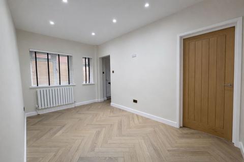 undefined, Roberts Road, Hp13