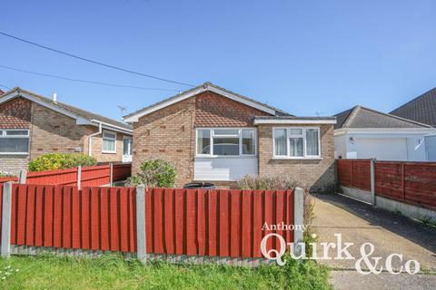 2 bedroom bungalow for sale, Chapman Road, Canvey Island, SS8