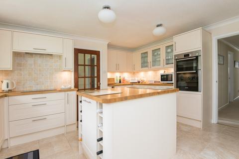 Meadow Bank, 6 Barton Rise, Feniton, Honiton, EX14 3HW