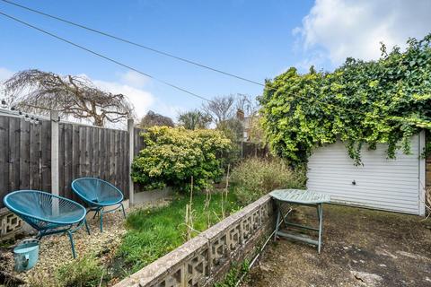32 Albert Road, London, SE20 7JW