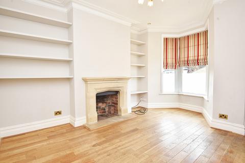 4 bedroom terraced house for sale, De Ferrieres Avenue, Harrogate