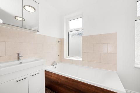 84 Alexandra Road, Croydon, CR0 6EW