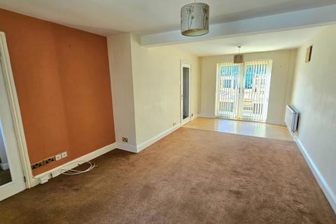 2 bedroom semi-detached house to rent, Wellow Close, Mansfield, NG19