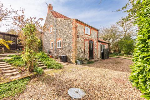undefined, Chain Free Cottage with Uninterrupted Views Over North Norfolk’s Unspoilt Countryside in East Beckham