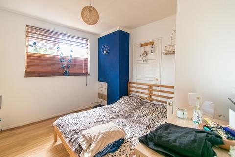 3 bedroom semi-detached house for sale, Wains Road, York YO24