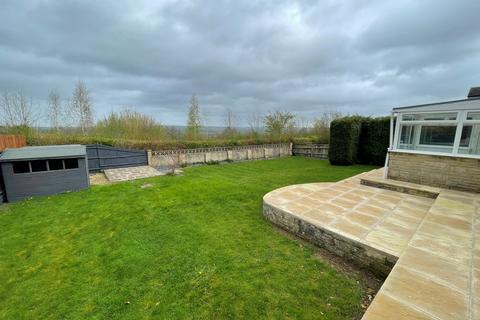 3 bedroom detached bungalow to rent, Nether Westcote OX7