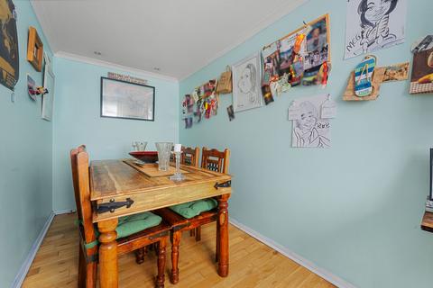 9 Bedlow Way, Croydon, CR0 4QT