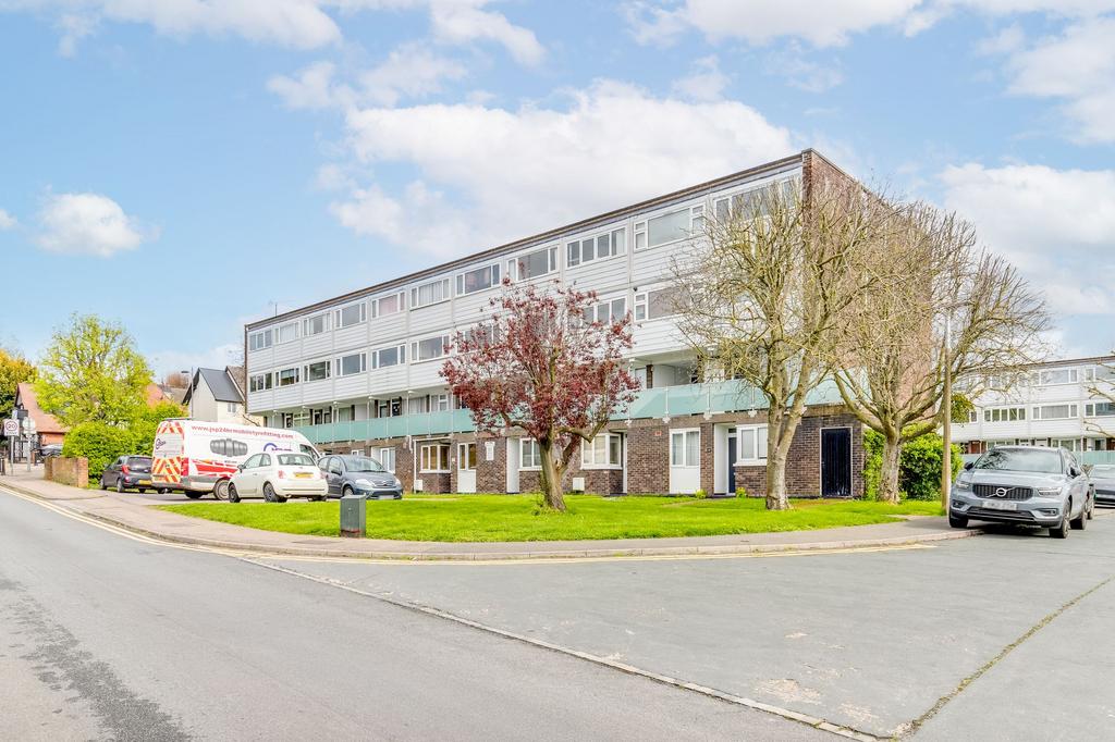 Crib Street, Ware SG12 2 bed for sale £255,000