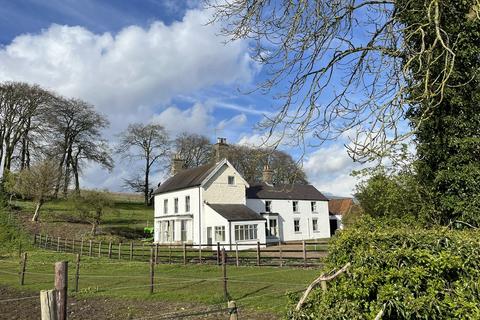 6 bedroom equestrian property to rent, Thoresway Manor Farm LN8 3UY
