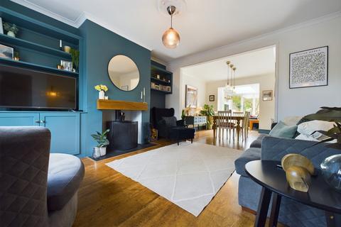 66 Henhurst Hill, Burton-on-trent, DE13 9TD