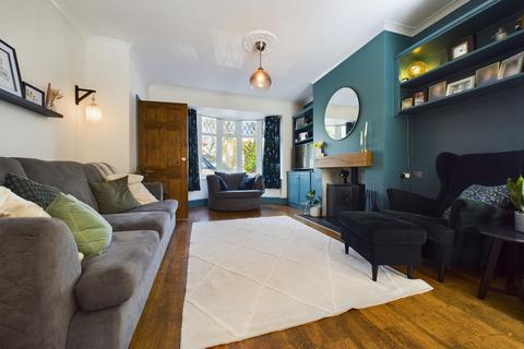 66 Henhurst Hill, Burton-on-trent, DE13 9TD