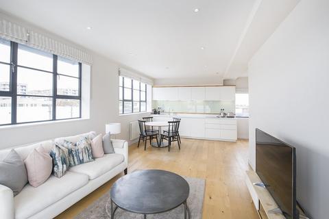 2 bedroom penthouse for sale, Cowleaze Road, Kingston Upon Thames KT2