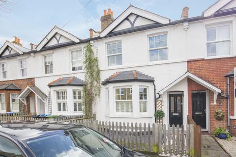 18 Beaconsfield Road, Surbiton, KT5 9AP