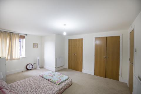 2 bedroom apartment for sale, Wadbrook Street, Kingston Upon Thames KT1