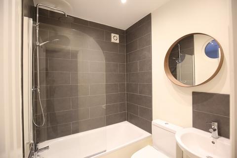 1 Ardingly Way, Surbiton, KT6 5DA