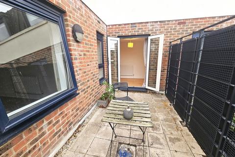1 bedroom apartment for sale, Market Place, Kingston Upon Thames KT1
