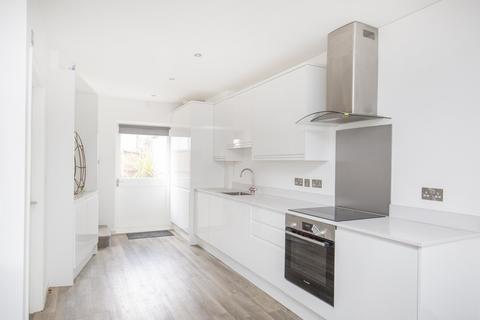 1 Station Road, Kingston Upon Thames, KT2 7AA
