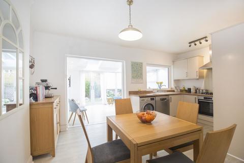 3 Draycot Road, Surbiton, KT6 7BL