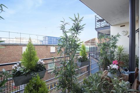 Flat 5, Stevens House Jerome Place, Kingston Upon Thames, KT1 1HX