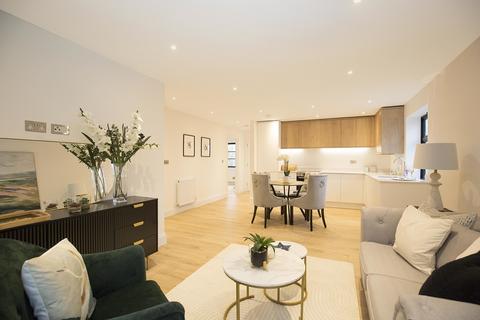 3 bedroom apartment for sale, Oak Hill Grove, Surbiton KT6