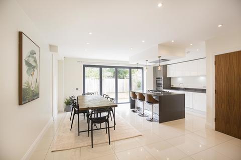 50b Park Road, Kingston Upon Thames, KT2 6AX