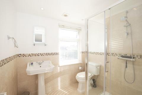 38 Craven Road, Kingston Upon Thames, KT2 6LW