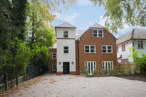 undefined, Ashley Road, Epsom KT18