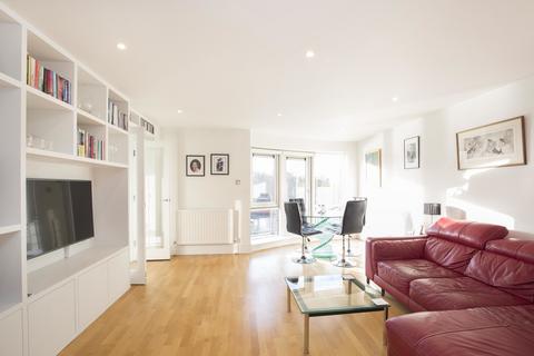 Flat 71, Stevens House Jerome Place, Kingston Upon Thames, KT1 1HX