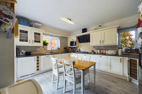 33 Longlands, Repton, Derby, DE65 6GB