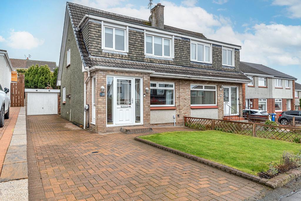 Farm Road, Duntocher, Clydebank 3 bed semidetached house for sale £