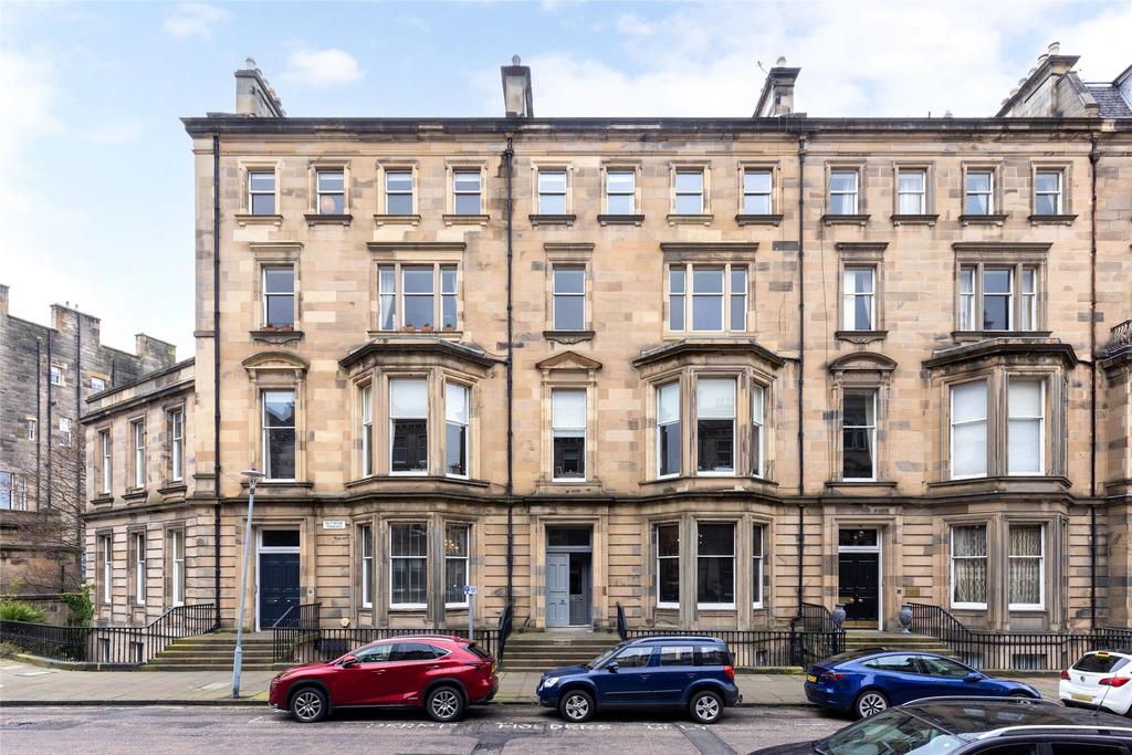 Rothesay Terrace, Edinburgh, Midlothian 3 bed apartment for sale £600,000