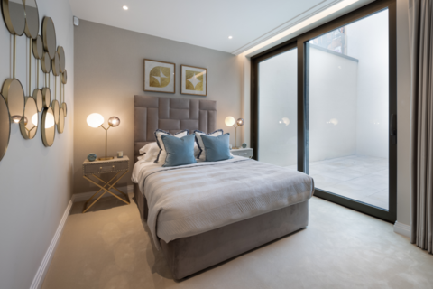 1 bedroom flat for sale, Lexington House, Auriol Road, London