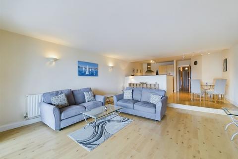 2 bedroom apartment to rent, Discovery Wharf, Sutton Harbour PL4