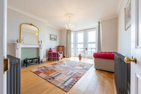 2 bedroom apartment for sale, Richmond House