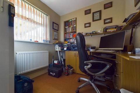 6 Millwalk Drive, Wolverhampton, WV9 5LG