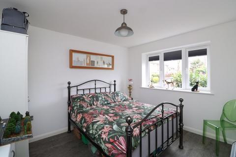 1 bedroom bungalow for sale, Somerfield Close, Shelfield