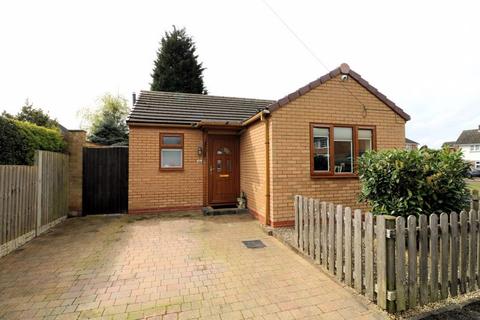 1 bedroom bungalow for sale, Somerfield Close, Shelfield