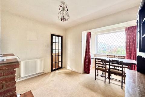 3 bedroom semi-detached house for sale, THORESBY PLACE, CLEETHORPES