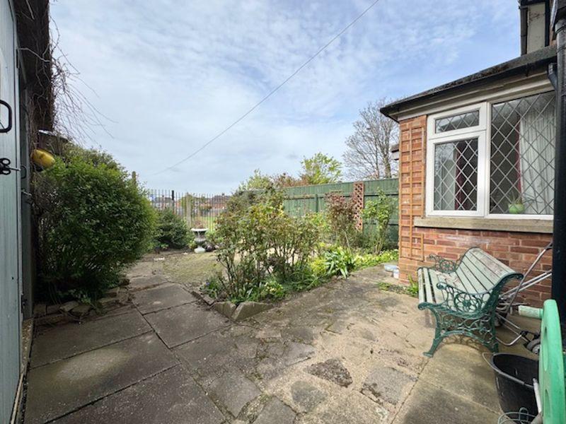 Patio to rear garden