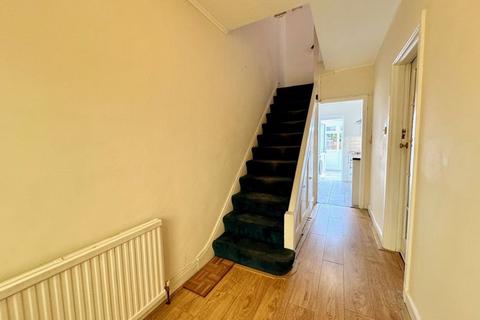 143 Glenview, London, SE2 0SB