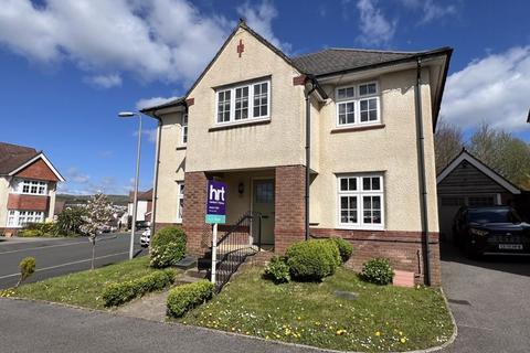 4 bedroom detached house for sale, 79 Ffordd Dol Y Coed, Llanharan, CF72 9WA