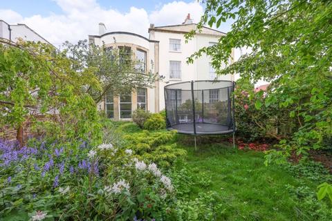3 bedroom ground floor maisonette for sale, Wetherell Place|Clifton